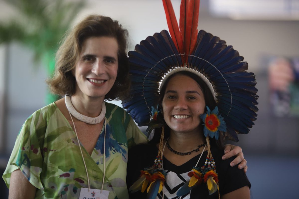 So happy to meet again Samela Satere Mawe and to share a panel with her ⁦@GSTICseries⁩ on biodiversity & indigenous knowledge. She is so powerful and eloquent! #indigenousrights #Amazon