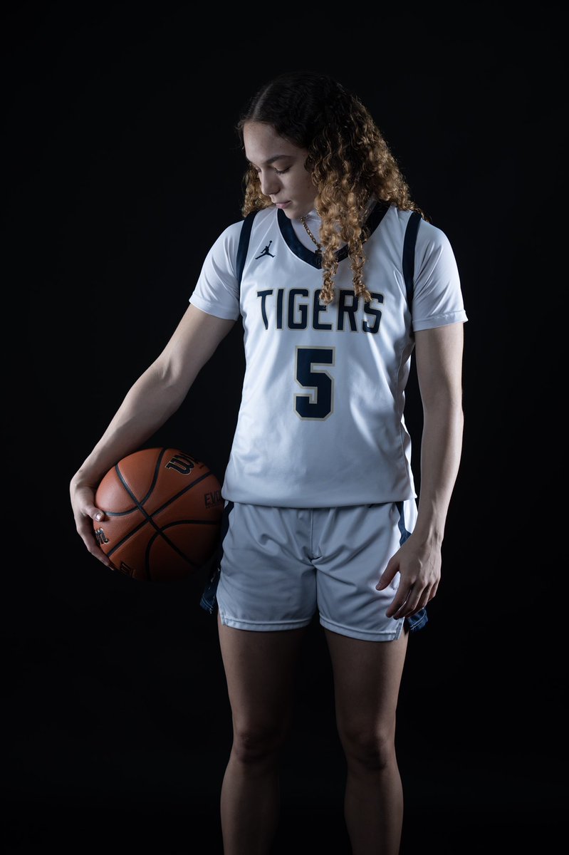 tuff regional loss yesterday that officially ended my highschool basketball career. I couldn’t be more thankful for all the love, support and relationships i have made along the way❤️ forever a tiger! #5 out✌🏼