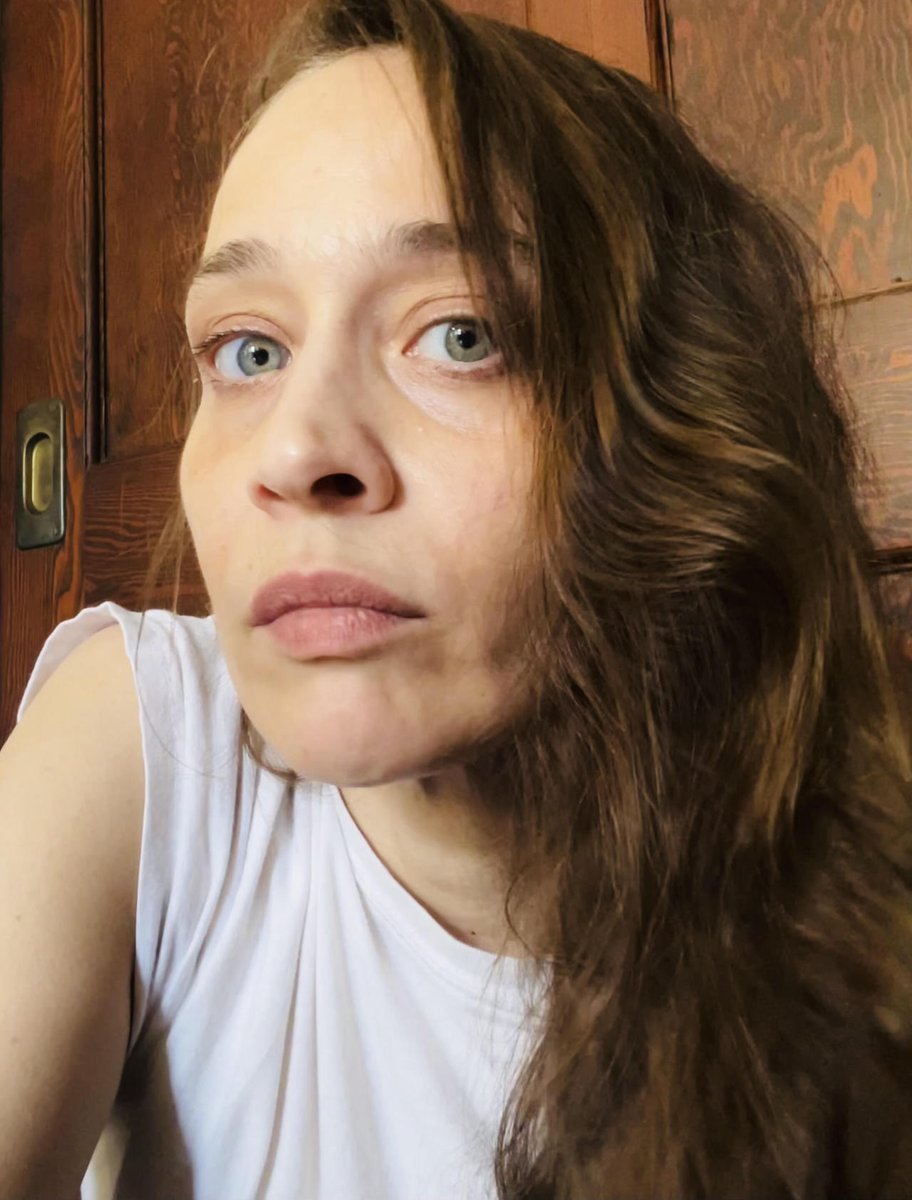 Fiona apple updates on twitter join tomorrow courtwatch pg director