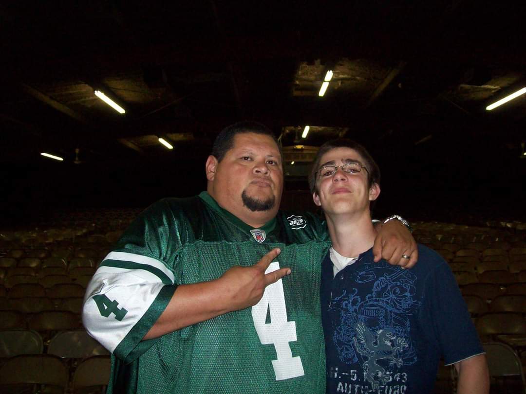 cliftoncader's tweet photo. @keahbone found this oldie. Think it was 2009 or 2010ish. https://t.co/JEdsCllaXG