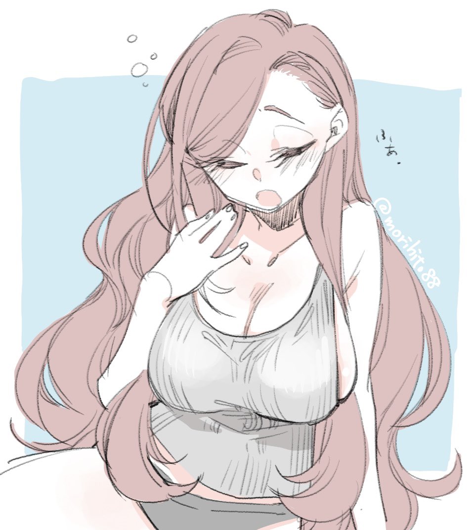 溢れそうで溢れない蜜杞ちゃんぱい🤔 