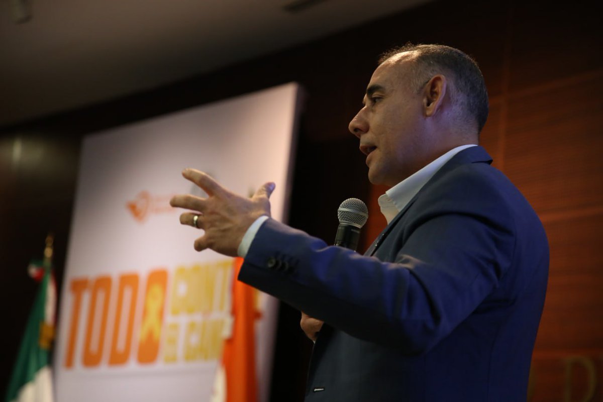 Alberto Esquer tweet media