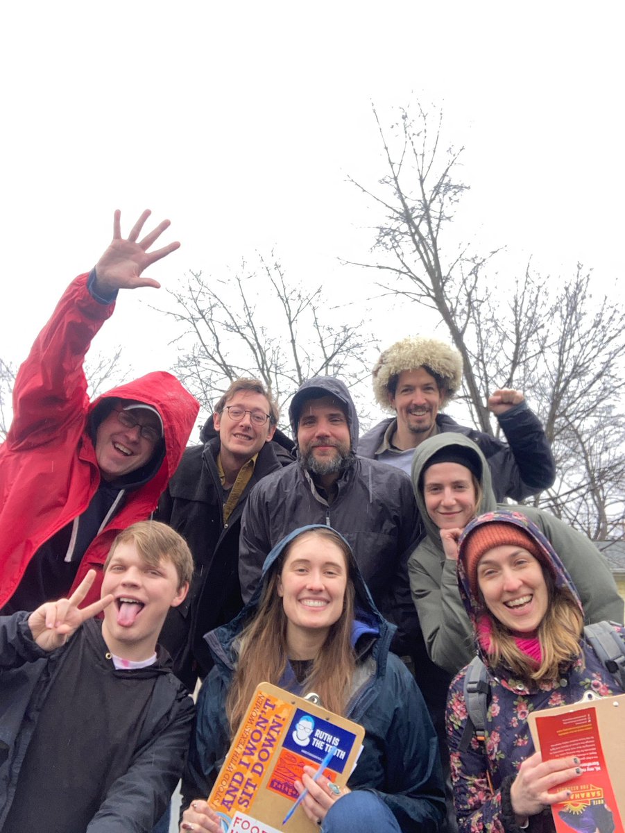 Jen__Benson's tweet photo. In January of 2021 I started volunteering with @mhvdsa canvassing for @sarahana’s assembly campaign. Knocked doors in sun, snow, rain, heat waves and deep freezes, became a better organizer, met my neighbors, and made some incredible friends. https://t.co/TCfbzPl17A