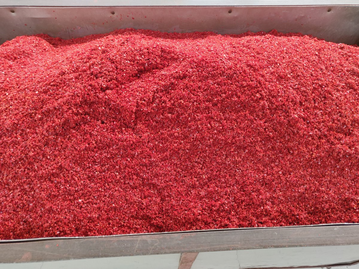 mabhishek_75's tweet photo. Paprika Flakes Use in Pizza Dressing
#Paprika #redchiles #sweetpaprika #chilli https://t.co/f36dj2Bjvo