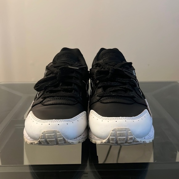 10xvintage's tweet photo. So good I had to share! Check out all the items I'm loving on @Poshmarkapp #poshmark #fashion #style #shopmycloset #asics #rails #alfani: https://t.co/Nt2DQ0XcwB https://t.co/OQbIzom9aQ