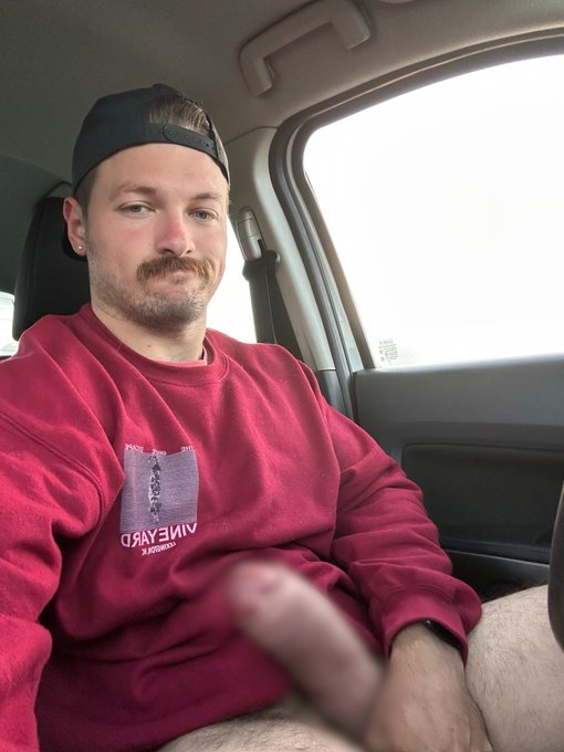 Would you have given me a hand if you saw me in my truck? 🍆💦 https://t.co/4B7JNGP9kn<a href="/tag/fitness"class="tags"><span>#fitness</span></a>