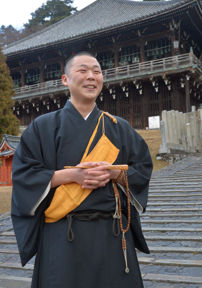 nara_np's tweet photo. 「声明を四六時中唱えて練習し試行錯誤しています」 - 今年初めてお水取りの行にこもる「新入」の上司永観さん
https://t.co/67DRF9Iaop

#nara_np #奈良新聞 #奈良市 #東大寺 #二月堂 #修二会 #お水取り #試別火 #声明 https://t.co/uO06szVOF4