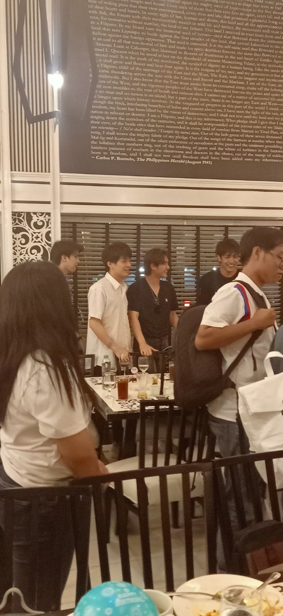 mojhirann's tweet photo. Anader memory 2020 6moons2 sinong nakamiss sa benearth at joongnine โค๏ธ
Am happy sa mga nararating na nila.
#2020memory
#our6moons
PS: Asan si Pavel at Dom?? ๐ค https://t.co/5msu7NSLji