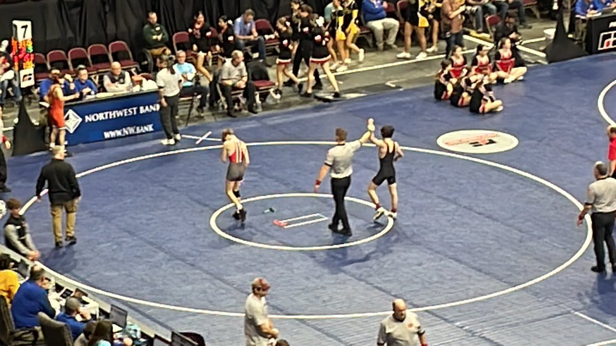With the Pin! Kale DiMarco moves on to the next round! Great job Kale! #WingsUp