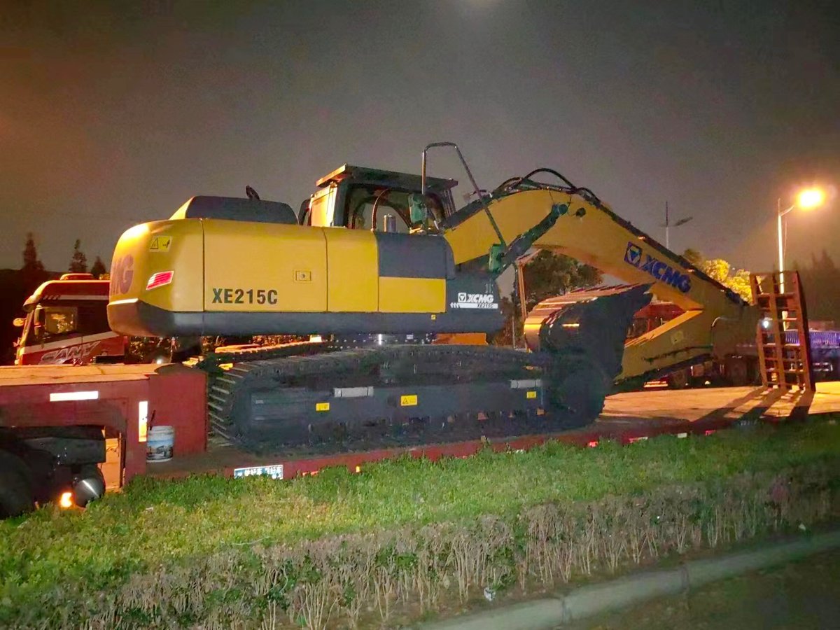 EvangelChina's tweet photo. #Export 👉XCMG XE215C crawler excavator to Ghana
-the king of all around for its excellent flexibility to all working conditions.
https://t.co/LMYdytjnSe
#xcmg #crawlerexcavator #excavator #xcmgexcavator #XE215C #machinery #constructoin https://t.co/jS5k8cuvgp