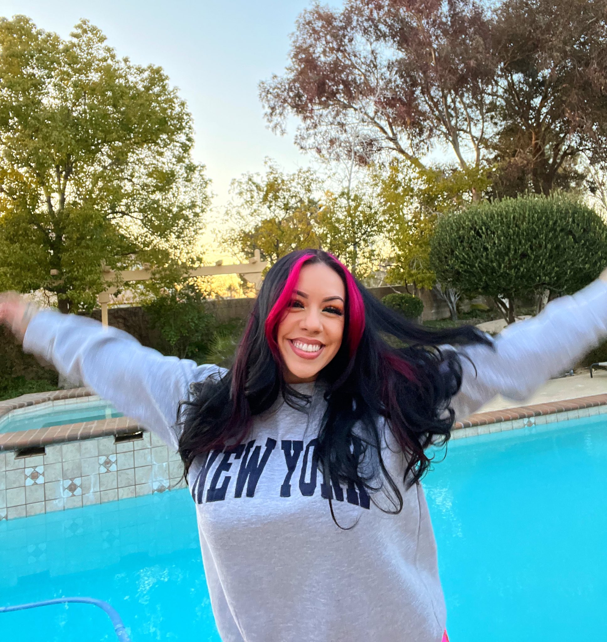 TW Pornstars 3 pic. Salice Rose. Twitter. Currently…🥰💖💙. 145 AM 16