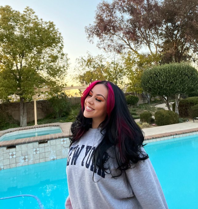 Currently&hellip;🥰💖💙 https://t.co/FvrEX3eFI6