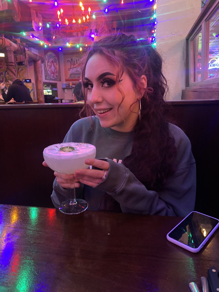 And y’all say I suck at catching. Best catcher, best battler, <a href="/HomeSliceHenry/">HomeSliceHenry</a> =caca! Happy Vals day beautiful <a href="/keirasears365/">keira sears</a>