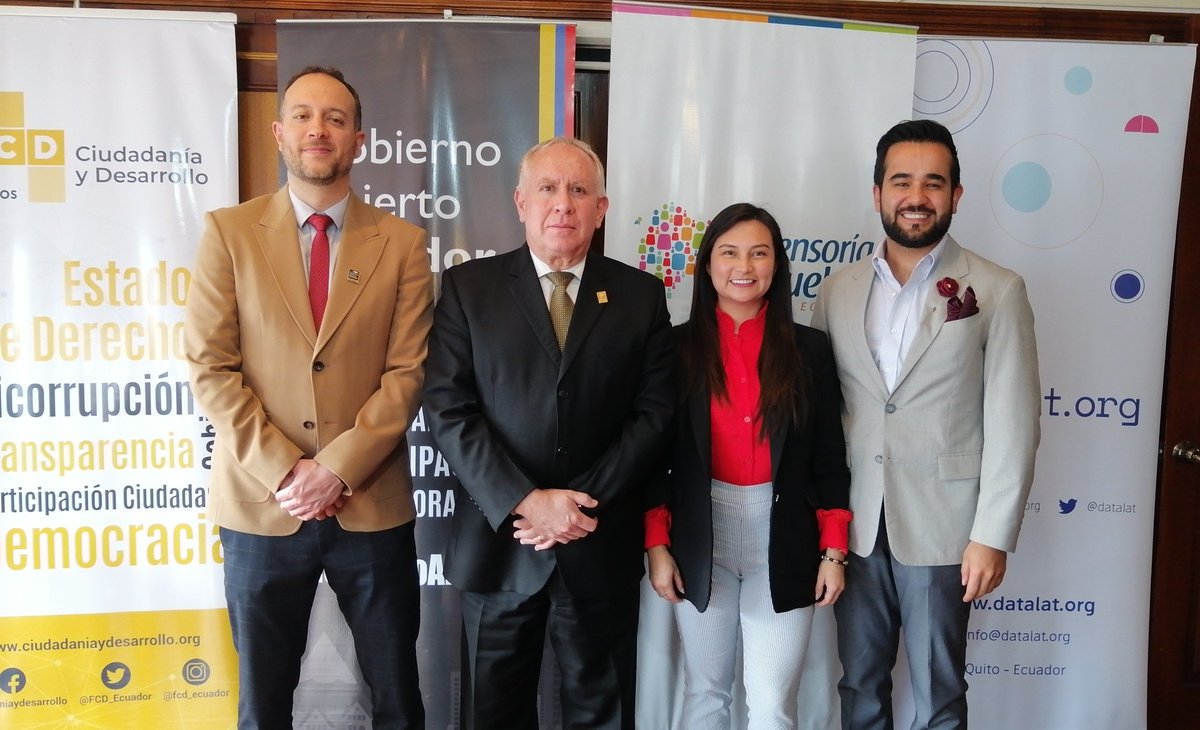 DEFENSORIAEC's tweet photo. #CompromisoTransparencia | La #DefensoríaDelPueblo, la Fundación @datalat y la Fundación Ciudadanía y Desarrollo @FCD_Ecuador firmaron, este 15 de febrero de 2023, el Acta del Compromiso 6 "Portal Nacional de Transparencia" https://t.co/X4NWq8HnSn