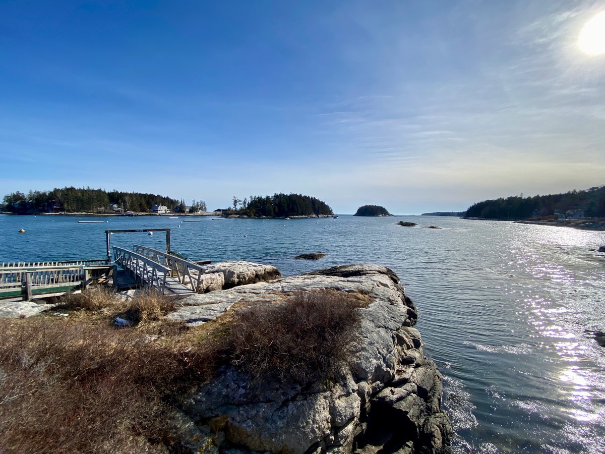MonaLisaLvsHeah's tweet photo. 2/2 Sharing some scenic shots from Sunday and Monday near Bath, Maine while we chased down a big deal bird:

#bestdriverever #searchingforStella https://t.co/Dr4YxvavaV