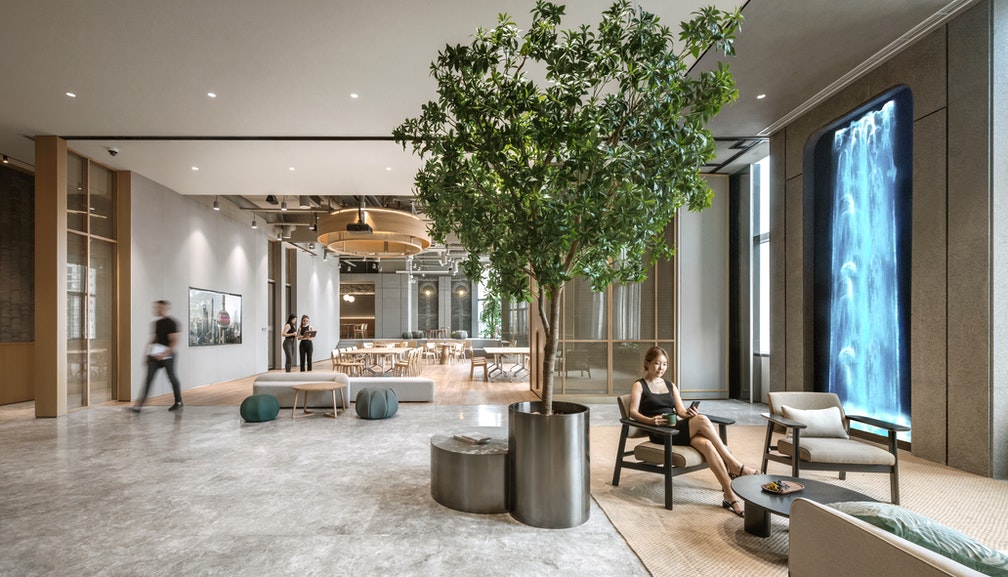mmoserassociate's tweet photo. Creating a flexible work environment that extends to the community. Learn more about our work on WORKX SOCIAL with Shui On Land in Shanghai: https://t.co/ZgdzGJcPk5

#Workplace #AdaptableWorkplace https://t.co/8d3OM2Ueay
