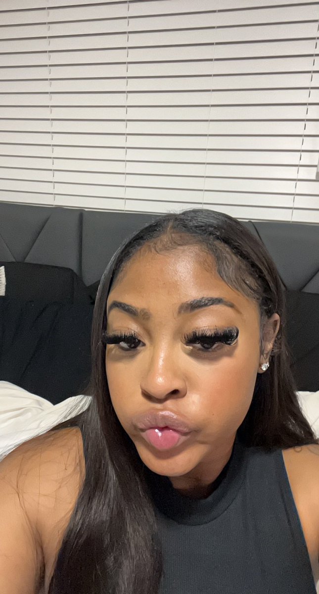 alexisfergxson_'s tweet photo. This boy be in my Dm…. https://t.co/QNd5z8irsY