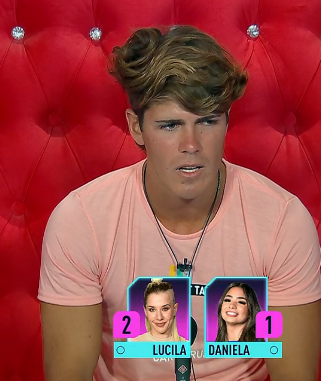 TrendNo89537015's tweet photo. MARCOS NOMINO CON 2 VOTOS A: LA TORA Y 1 VOTO A: DANIELA
#GH23 #GranHermano #GranHermano2023 #Camila #Nacho #Romina #Alfa #Ariel #Julieta #Daniela #Marcos #Agustin #Ariel #perros #JULIANA #haragan #aragan https://t.co/ZvDMEnL6oW