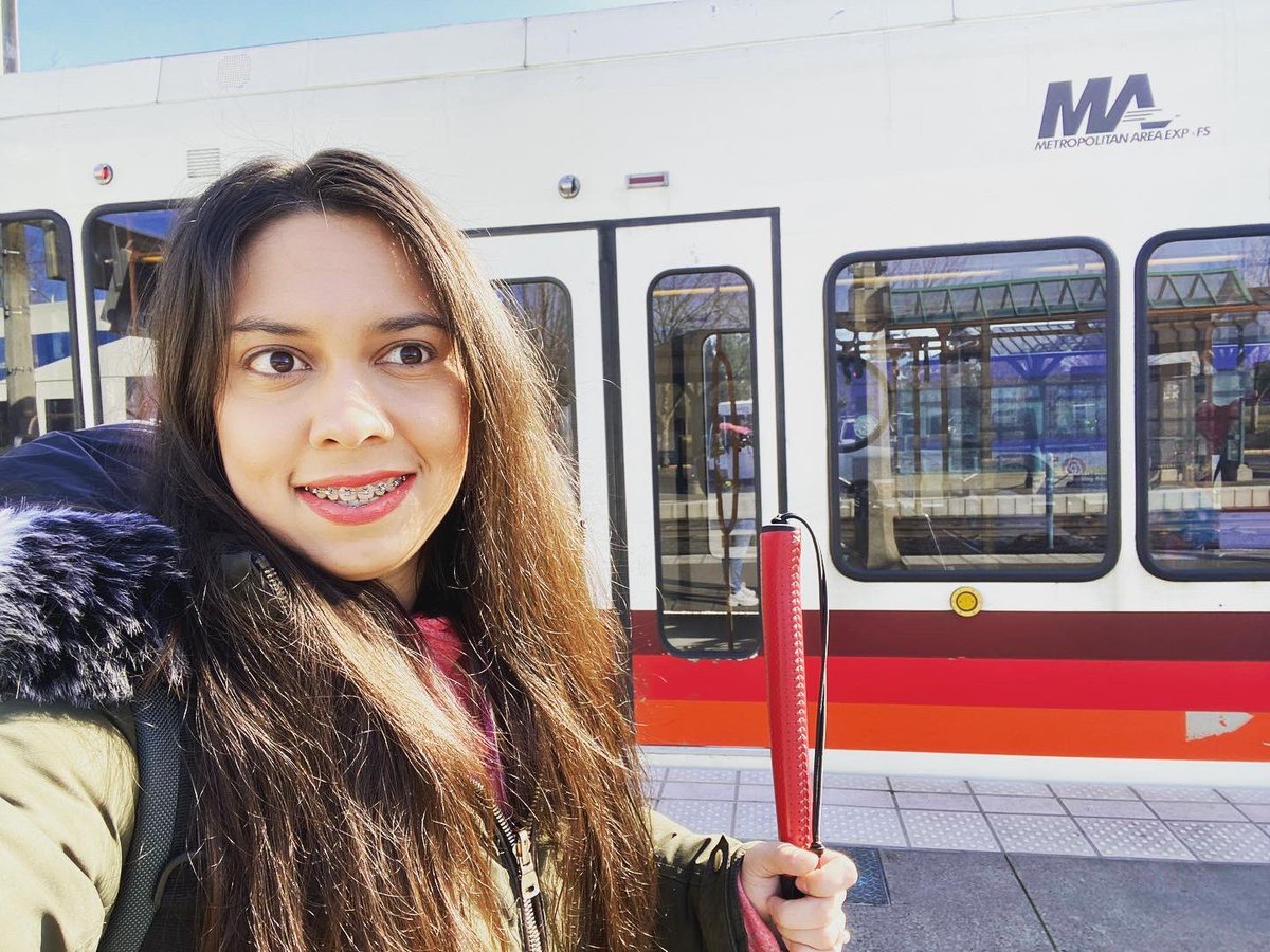 SadiBlindLady's tweet photo. People hate on public transportation, but @TriMet gives me the most freedom! I want mass transit to improve for EVERYONE! #Transit #Transportation #commute #blind #HowWeRoll https://t.co/5mbwnjrZO4