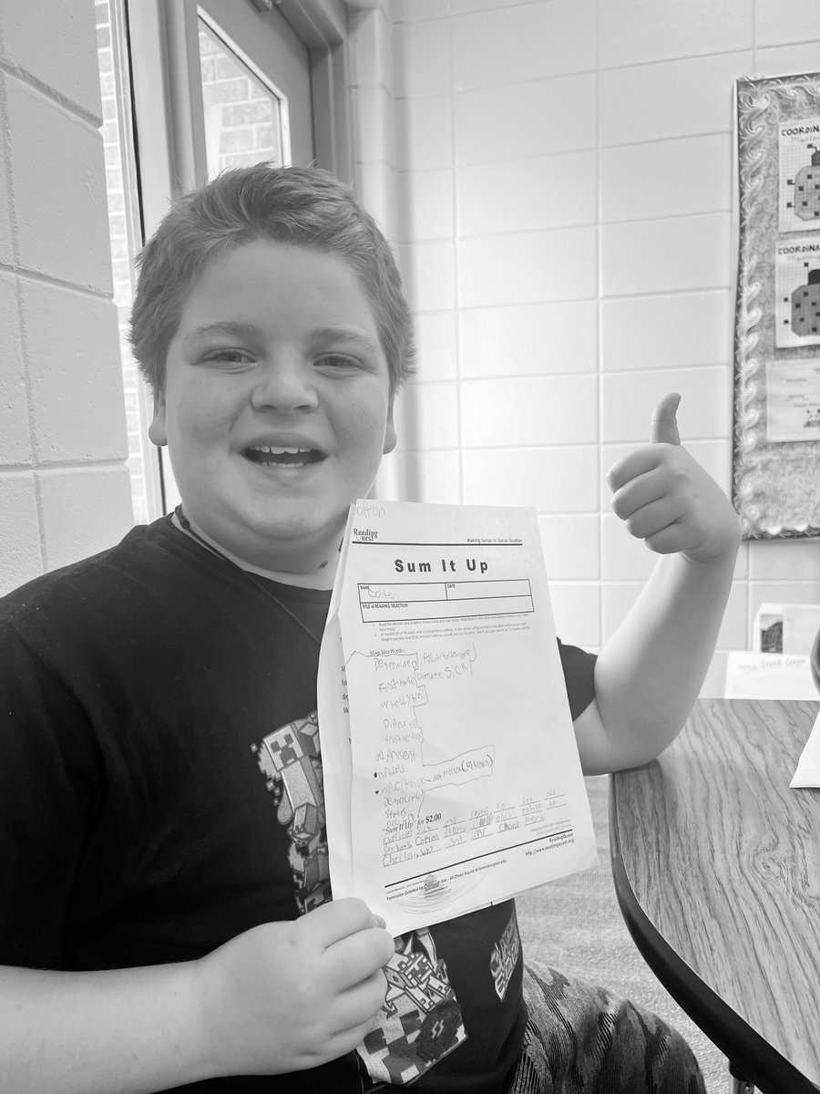MrsNellyGWC's tweet photo. $2 summaries are worth their weight in gold! 🌟 Engagement, critical thinking, and problem solving with fifth grade readers!  🙌🏼 #wearecarver #learningisfun https://t.co/uSZQR2UHL3