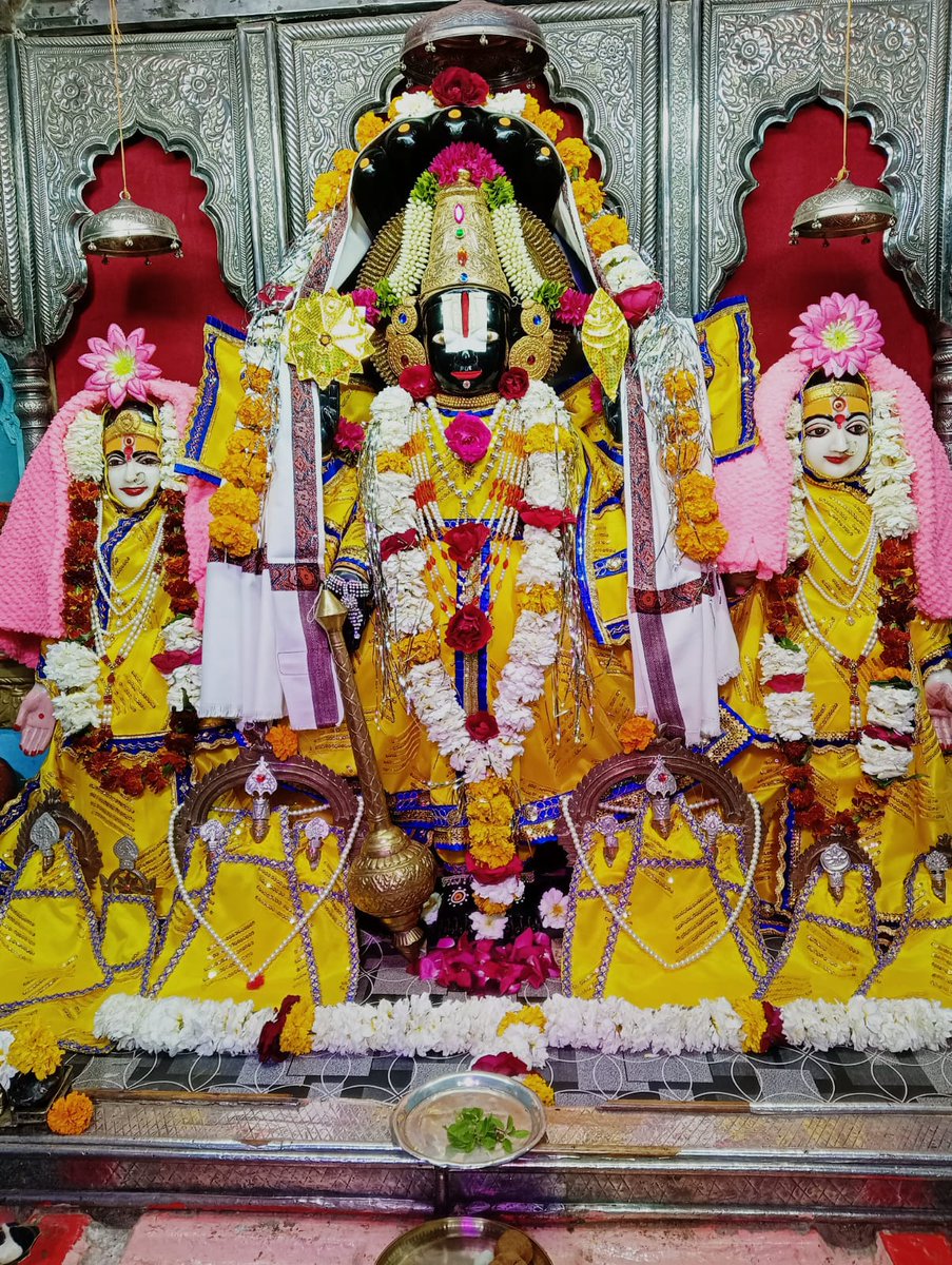 गोविंदा🙏