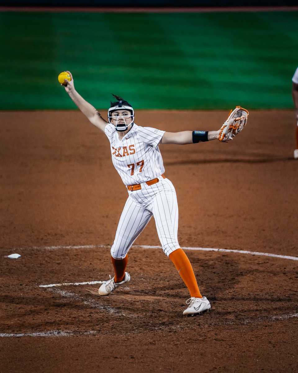 that's now 2.1 scoreless innings of relief for <a href="/citlalyG_7/">citlaly gutierrez</a> 🫡

2.1 IP, 1 H, 1 K, 0 BB, 0 R on 32 pitches