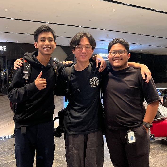 zekreee's tweet photo. decade-long madlads https://t.co/rgtIGJDE5s