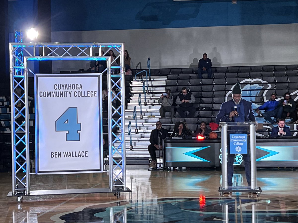 TriCedu's tweet image. Congratulations @FearTheFro on the retirement of your No. 4 jersey. Thank you for showing the world the possibilities that Tri-C can offer.