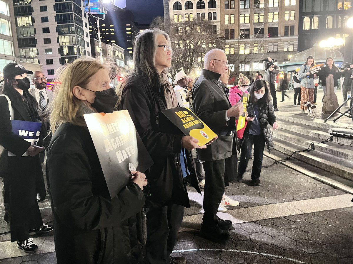 Tonight’s vigil for lives lost to hate violence at Union Sq by @AAFederation #vigil #hateviolence #grievingtogether #unionsquare