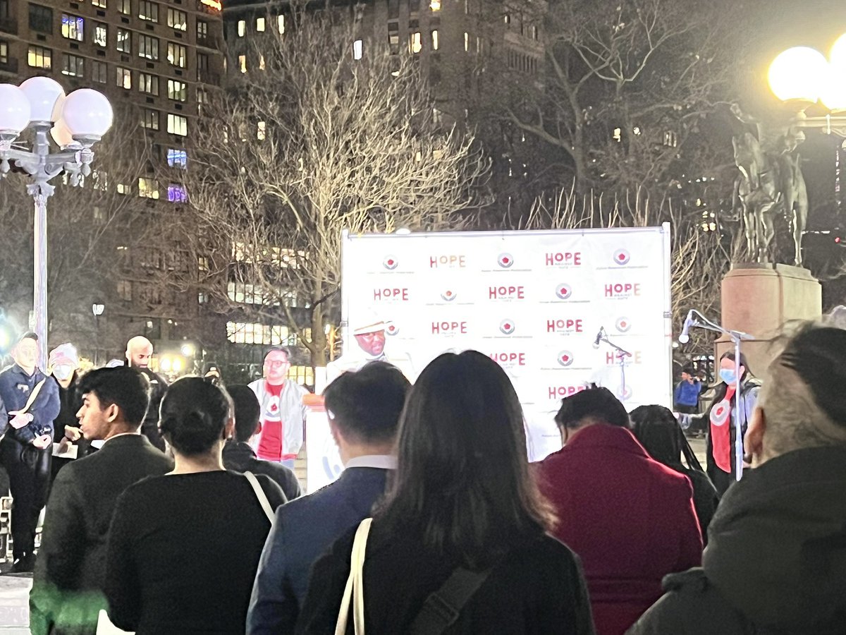 aaaricuny's tweet photo. Tonight’s vigil for lives lost to hate violence at Union Sq by @AAFederation #vigil #hateviolence #grievingtogether #unionsquare https://t.co/jI8Cu9Alhm