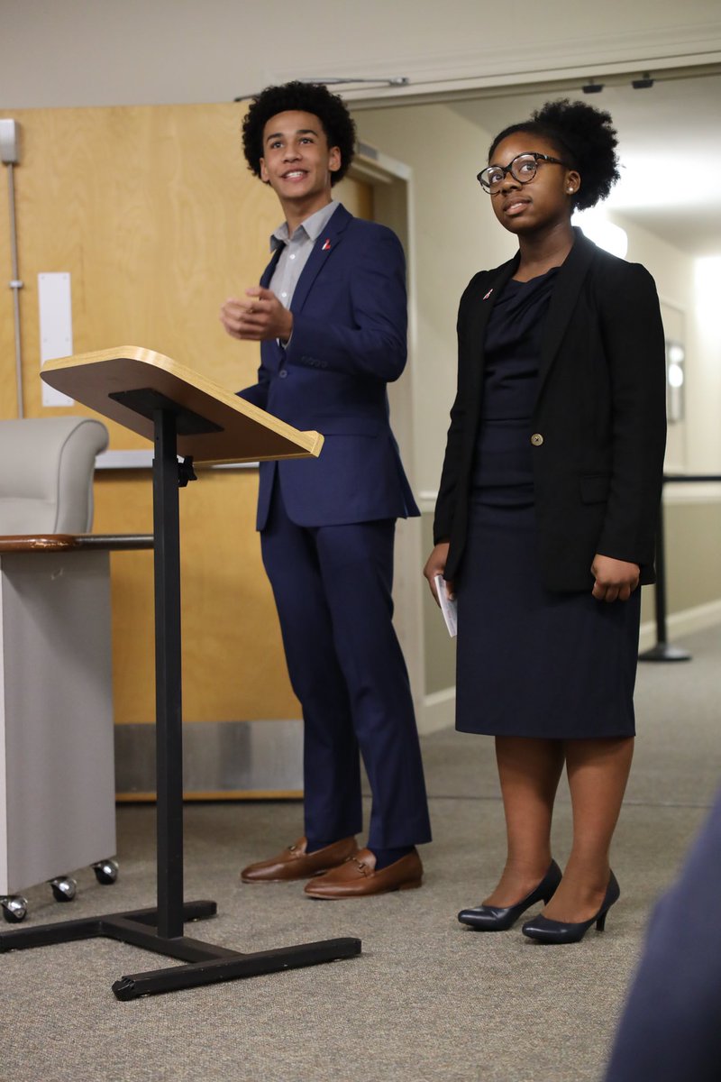 cbeducator's tweet photo. As competitive as our schools are, I believe we all agree that these seniors shined as they presented highlights about their school to the Board. Great job- (@SenecaFamily) Kelly Carbone &amp; Fabrizzio Scott and (@LenapePride) Devin Torres and Samantha McCarthy !!!! https://t.co/g4CcSqMVb5