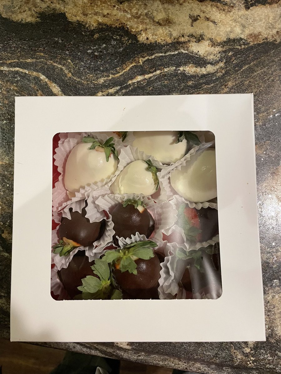 slmemt's tweet photo. My daughter knows the way to my heart! She and her brother will always be my Valentines❤️ I pray that they know how much I love them every day, not just on Vday! https://t.co/a0mHsfjHUU