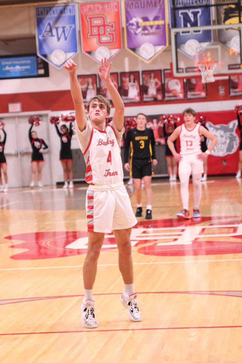 BGBoysBball's tweet photo. Congratulations to our sharpshooter Jake Amspoker on also being recognized as an honorable mention district 7 selection! You won’t find a guy that works as hard and puts in as much time as Jake does 🏀🏀 https://t.co/AQ2TuwIc3Q