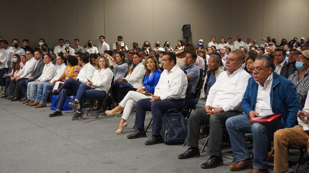 OMEC_Oaxaca's tweet image. #OMEC | Acudimos a la instalación del Foro Temático Sectorial de Infraestructuras y Servicios Públicos donde se busca abonar en el desarrollo los siguientes temas:  Agua y Saneamiento, Comunicaciones, Desarrollo Urbano, Infraestructura Educativa y Vivienda.