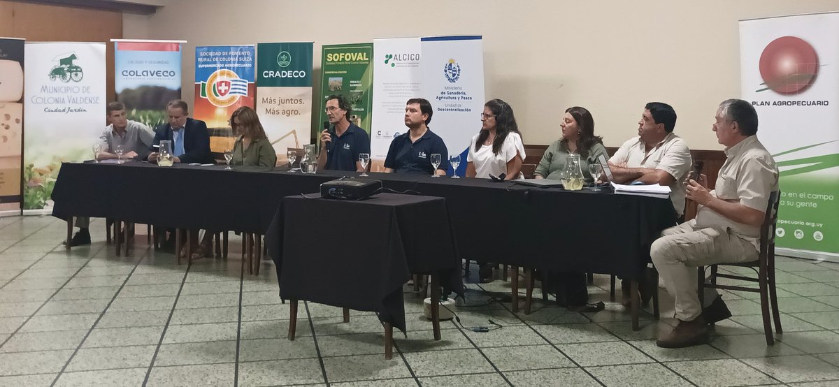 AlcicoA's tweet photo. Con un gran marco de publico se realizó con éxito la jornada "Estrategias de manejo, ante las consecuencias de un verano seco", organizada en conjunto por las instituciónes que conforman la MDR y el CAD.
Gracias a todos los que nos acompañaron en esta importante actividad. https://t.co/iwhlT3LUeR