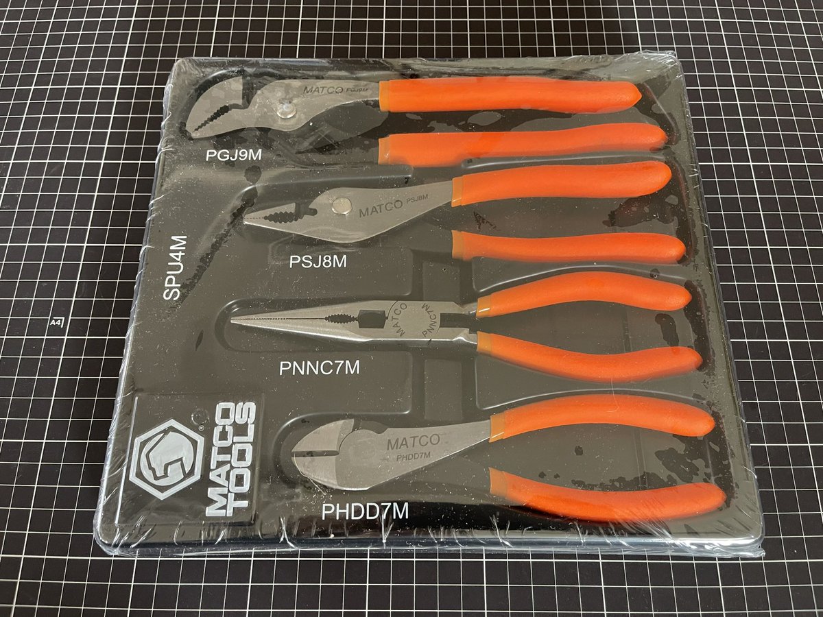 Kai_ZO6LS7's tweet image. #MATOCOTOOLS 

sealed 4pc Matoco
Pliers-Groove&amp;amp;slip
Joint,Digagonal
Kutter,Needle Nose,Stoer Trey

MATOCOの誘惑・・・

このオレンジ色🧡

惹かれちゃうよなぁ~😅

MATOCOが止まらない・・・