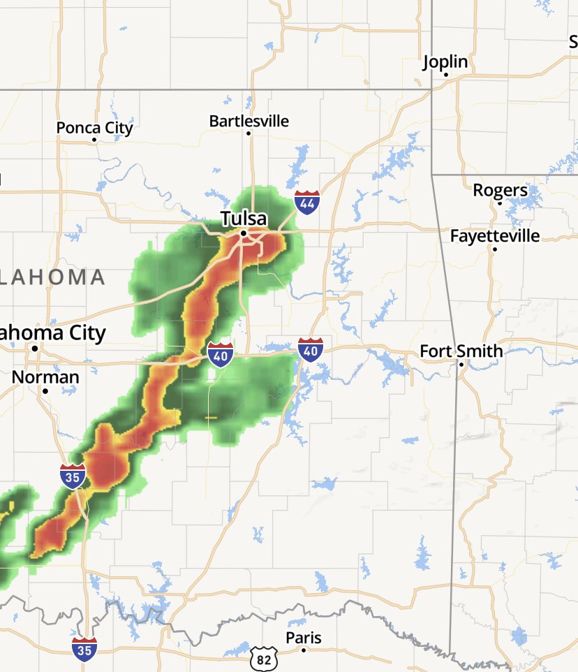 WeatherClif's tweet photo. Storms are building to our west in OK and will impact NWA from 10pm-1am. High winds, hail, and tornados are possible with these storms. Know your emergency plan and be prepared. I’ll keep you posted. https://t.co/6OL57YPliZ