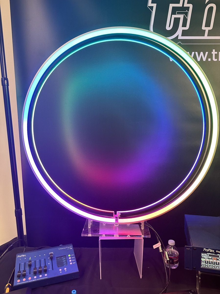 mlrandolfi021's tweet photo. Enjoyed our time at yesterday’s ‘I Love Controls’ controls and lighting trade show! Thank you SeaTac Lighting and Controls for organizing a wonderful event. https://t.co/vHBP1aLyhT