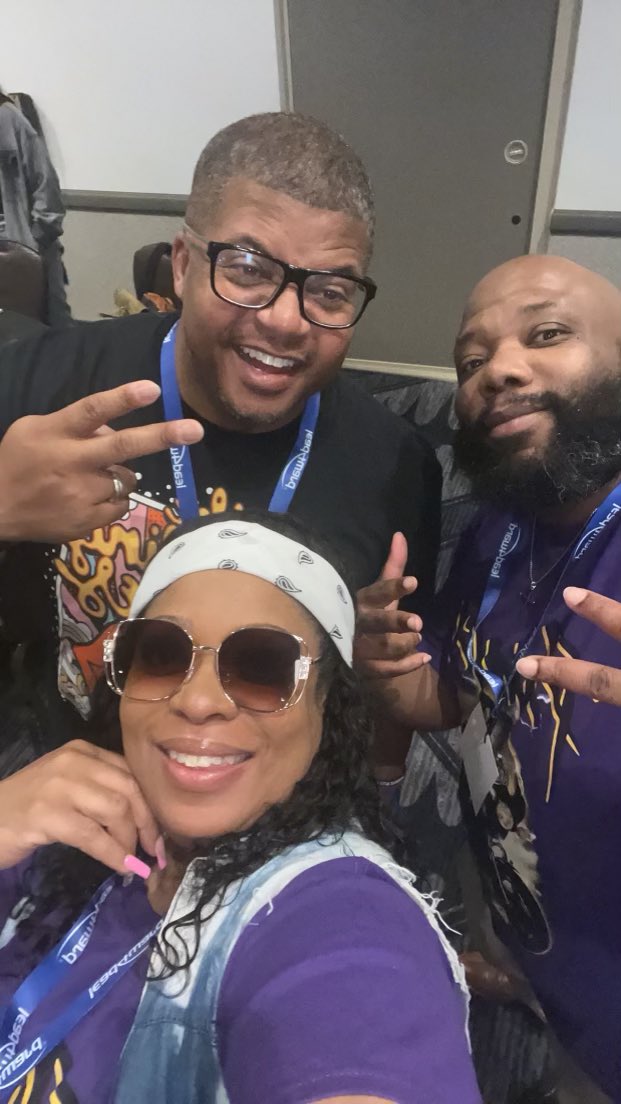 derronrobinson tweet media