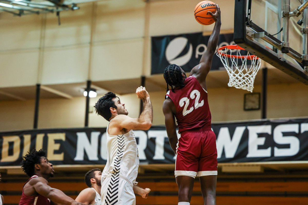 dssw34's tweet image. Deans List baby! @jaywalkII, so proud of YOU SON!🏀is life,but so are 📚..16 credits-double major too!Team up to #6 &amp;amp; climbing! Great student,great athlete,big smile &amp;amp; heart, and BETTER person! 🙌🏾 Salute son!Keep believing! Keep working! #TrustHim #GodsPromisesdontlie #proudmomma