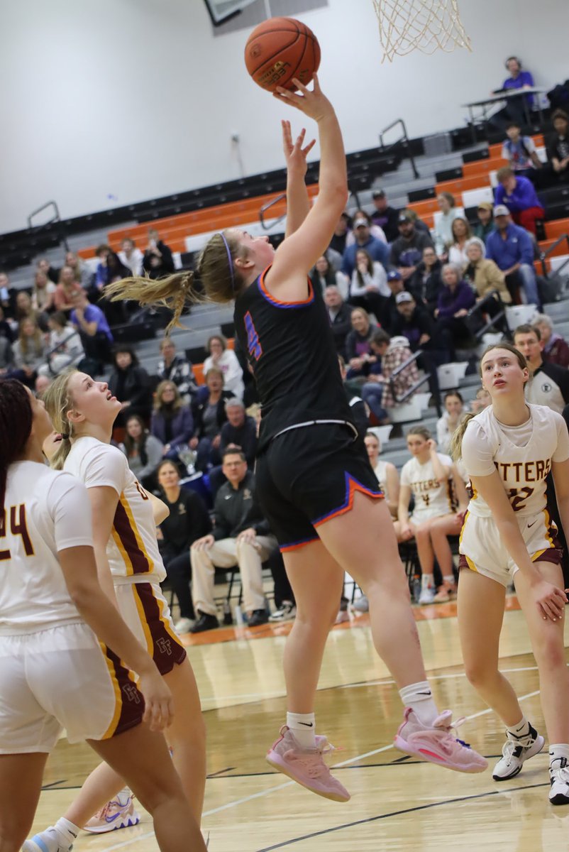 Congratulations to <a href="/jaynabenson22/">Jayna Benson</a> on being named last weeks CLC conference player of the week! In 3 games last week she 61 points and 23 rebounds!!! <a href="/tech_activities/">stcloudtechactivities</a> <a href="/ApolloActiviti1/">Apollo Activities</a> <a href="/ISD742/">St.CloudAreaSchools</a>