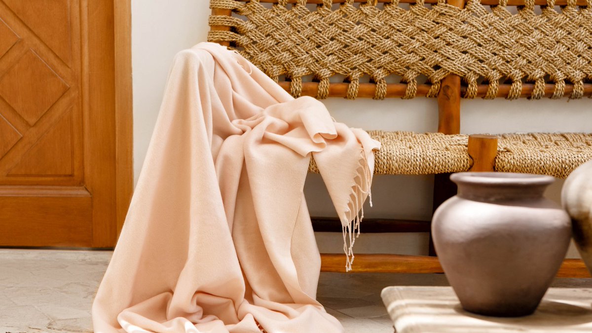 ettitude tweet media