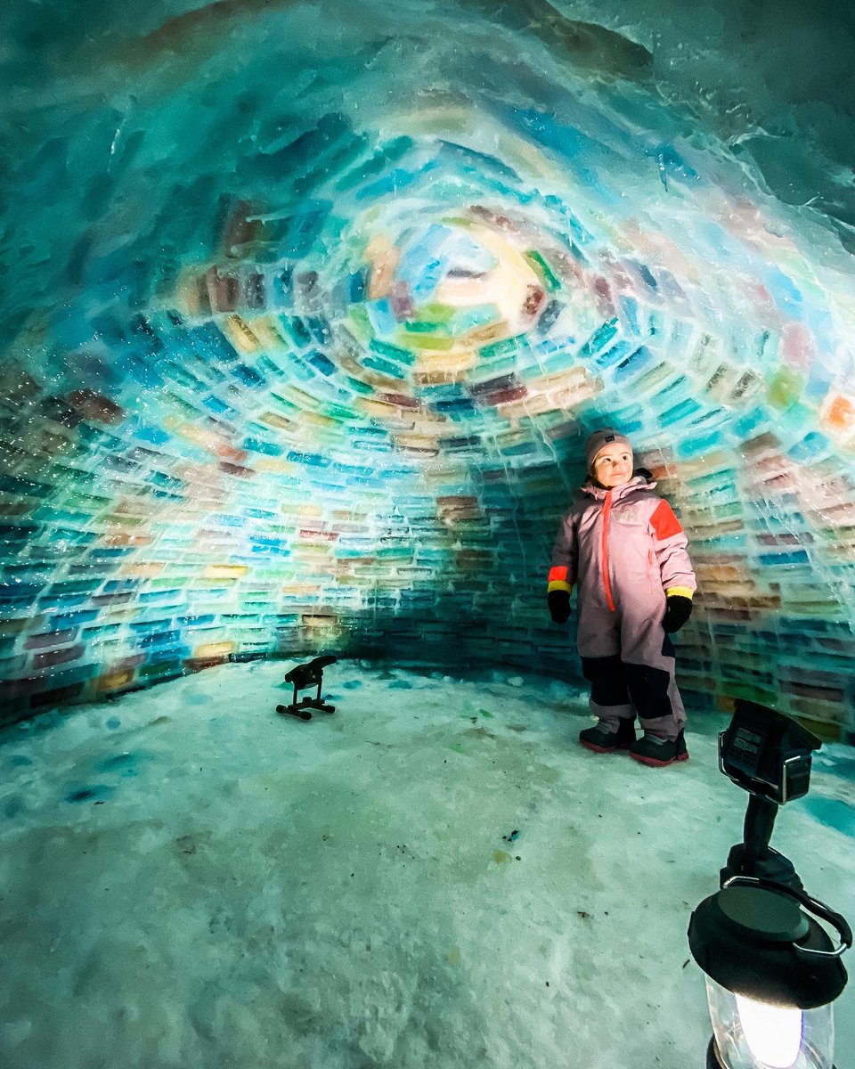 erinadriaansen's tweet photo. First hot chocolate in our little igloo ❄️  ☕️ 800+ ice blocks, 40 bottles of food colouring, and 2 months of construction - our best Fort yet https://t.co/6ktkhC51J1