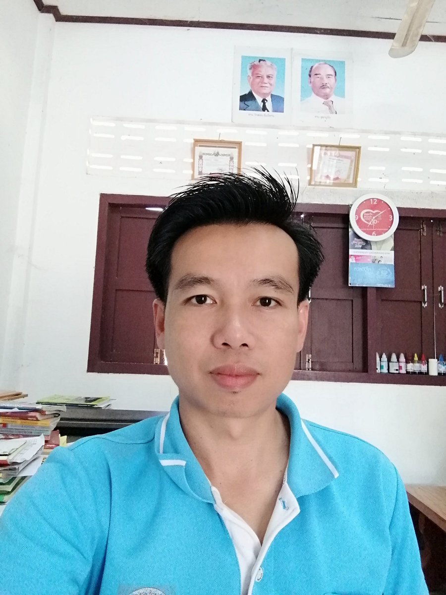 ting41911475's tweet photo. ສາວທ່າແຂກມີບໍ່ ຊິໄປຫາ https://t.co/Pv9i4kAxXT