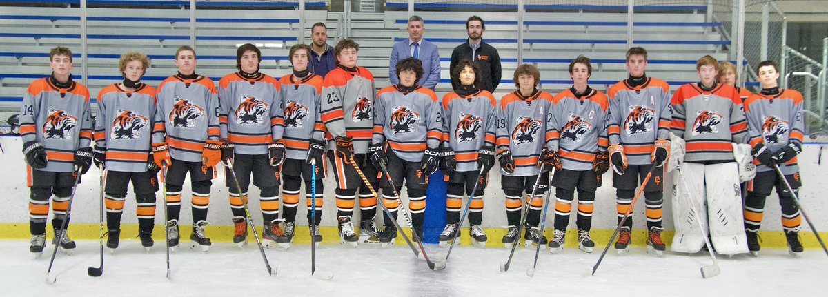 Hockey defeats <a href="/clevhtshockey/">heightshockey</a> 4-3 in OT. Armstrong from Westendorf for the winner! 💥🏒🥅🐅. 

First OHSAA State Tournament and District win in several years. Unofficial scoring:

🐅Westendorf 2G 2A
🐅Despres 1G 1A
🐅Armstrong 1G 1A
🐅Cimperman 1A

#NHhockey <a href="/gchshl/">GCHSHL</a> <a href="/hockey_ohio/">Ohio Hockey Digest</a>