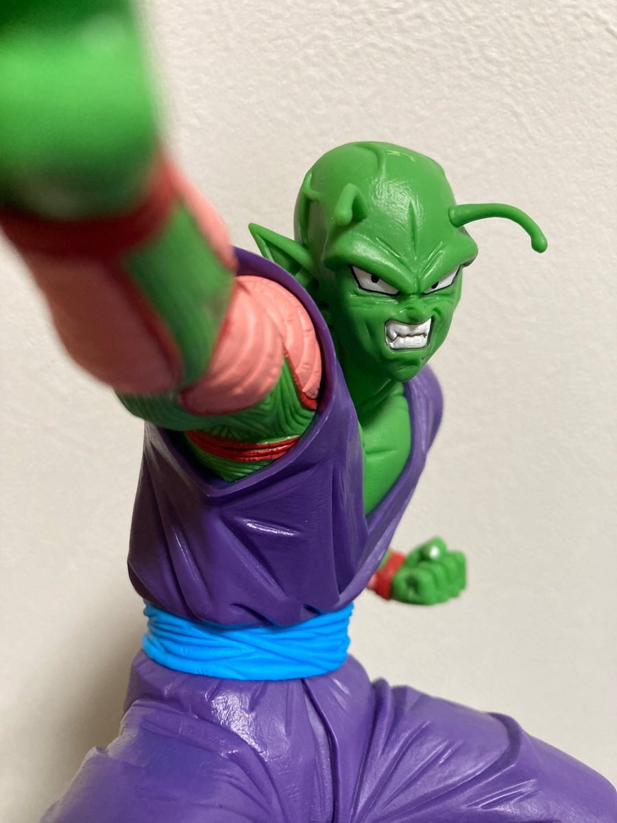 Baggie S on Twitter "Oh no... They've pegged GxM Piccolo's foot..."