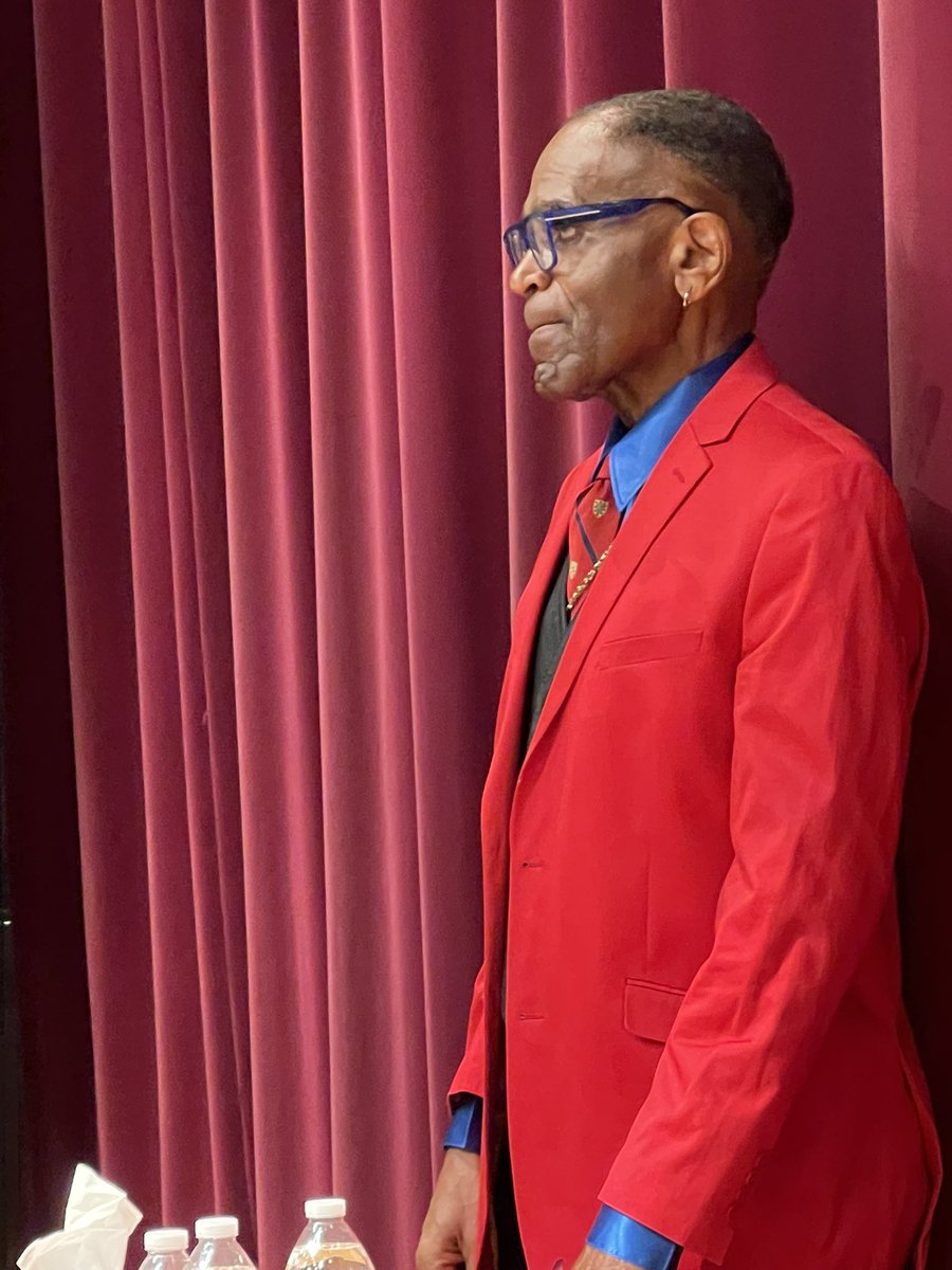 Leah D Stith tweet media