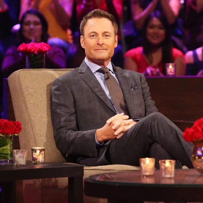 BachelorBob_'s tweet image. I step away from Twitter for five minutes (one day) and there are suddenly rumors that Chris Harrison will be returning to the franchise WHAT
  
#TheBachelor