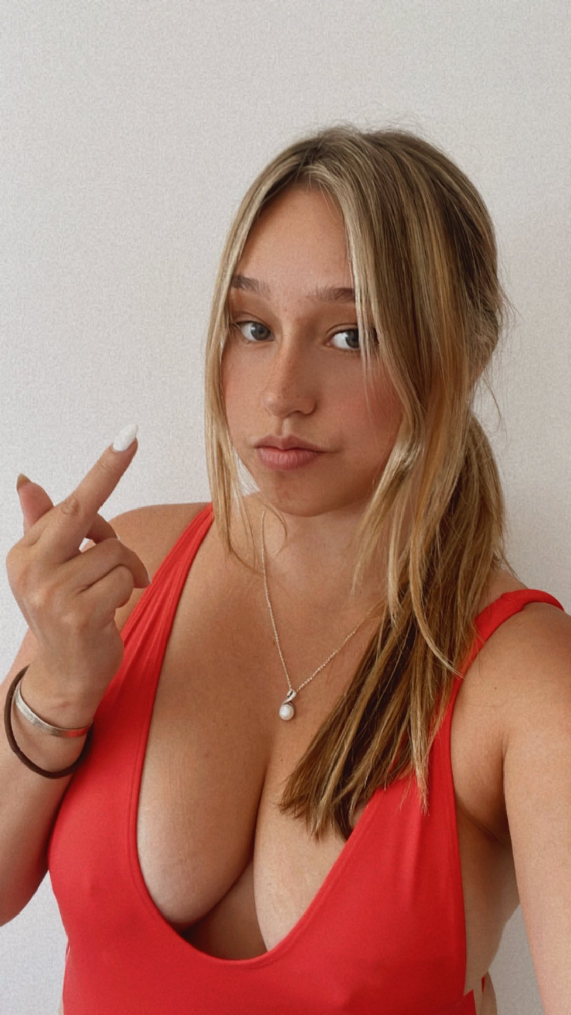 Queen Savannah 👸🏽🇦🇺 on X: Perth Cashmeets this Saturday late  afternoon. CBT.Spit.Humiliation Bookings and deposits essential 😈 Simply  Evil Savannah will take what she deserves, nothing short of EVERYTHING!  t.cojNteSoj7vL  X