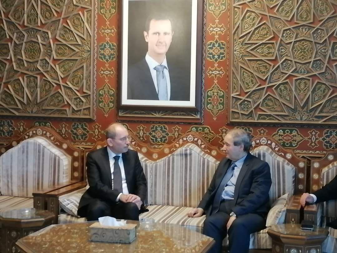 FadiAmro11's tweet photo. قلّو بدنا باليوم 1. 2. 3 شحنات مخدّرات 
- قلّو اتكلوا على الله 
#Syria https://t.co/X3g1tbsDGa